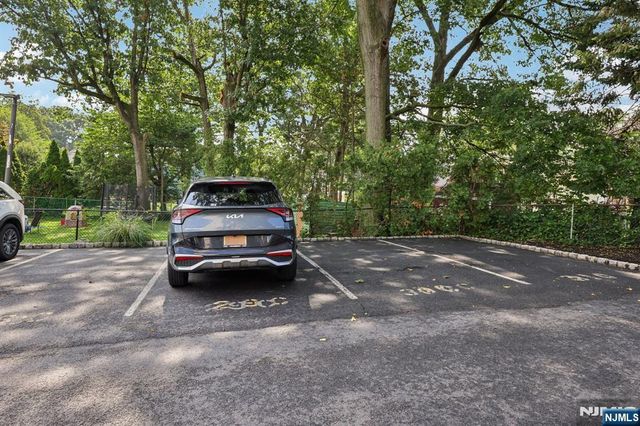 108-110 Passaic C29, Nutley, NJ 07110
