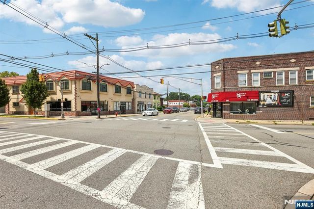 108-110 Passaic C29, Nutley, NJ 07110