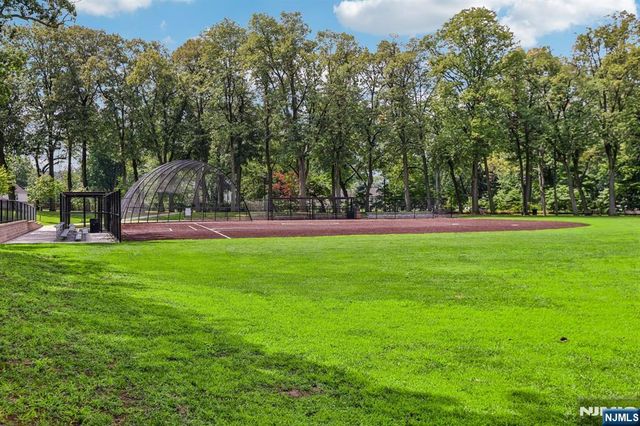 108-110 Passaic C29, Nutley, NJ 07110