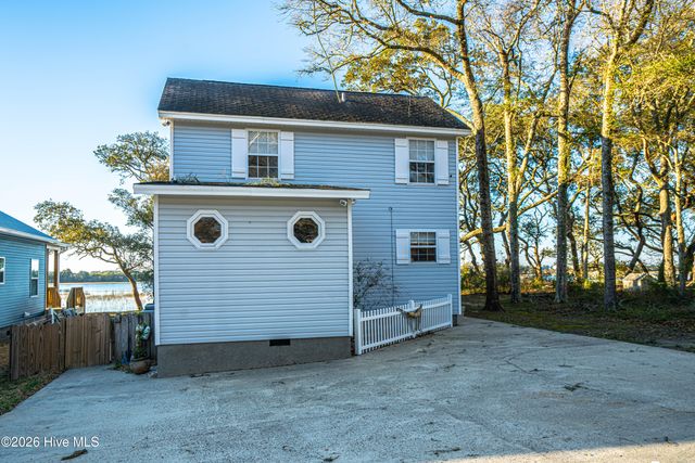 2509 Gator Lane SW, Supply, NC 28462