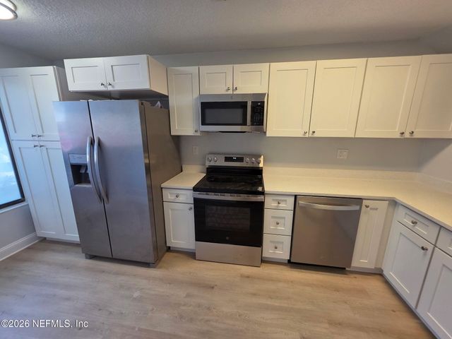 7701 BAYMEADOWS Circle W 1164, Jacksonville, FL 32256