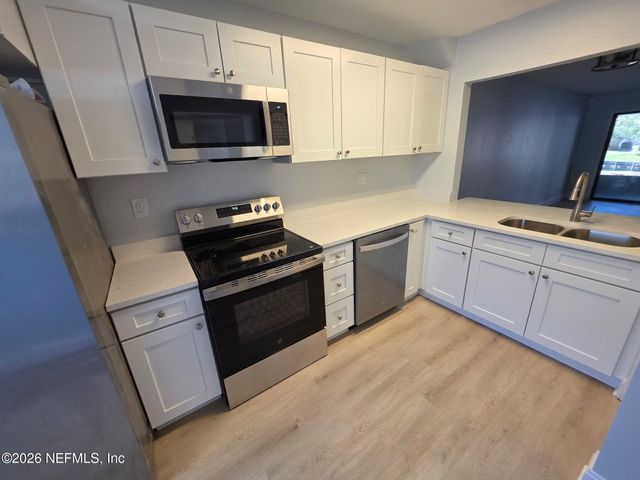 7701 BAYMEADOWS Circle W 1164, Jacksonville, FL 32256