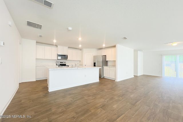 12613 CUCUMBER TREE Street, Jacksonville, FL 32218