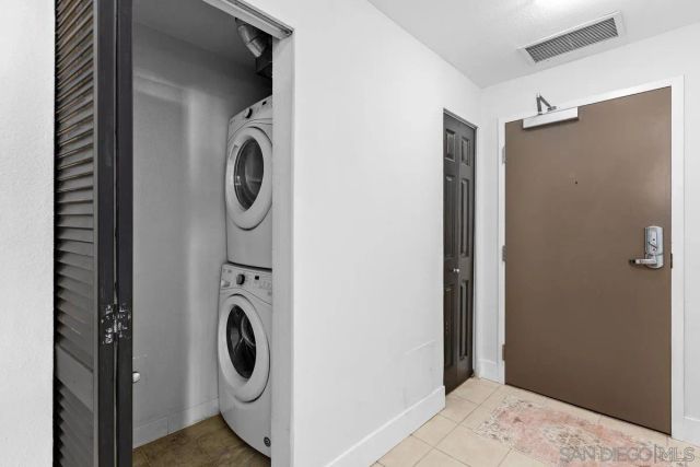 1240 India St 1004, San Diego, CA 92101