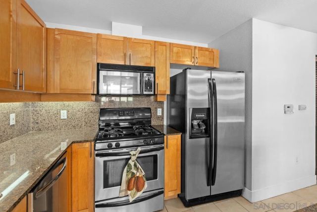 1240 India St 1004, San Diego, CA 92101