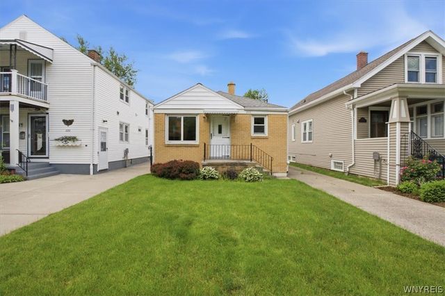 222 Englewood Avenue, Buffalo, NY 14214