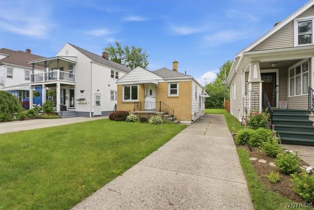 222 Englewood Avenue, Buffalo, NY 14214
