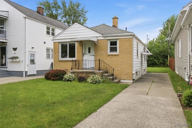 222 Englewood Avenue, Buffalo, NY 14214
