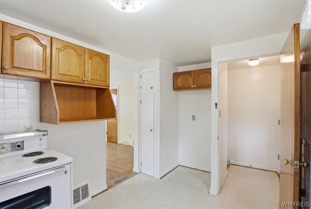 222 Englewood Avenue, Buffalo, NY 14214