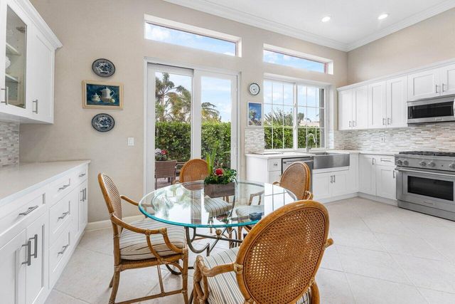 116 Coral Cay Drive, Palm Beach Gardens, FL 33418