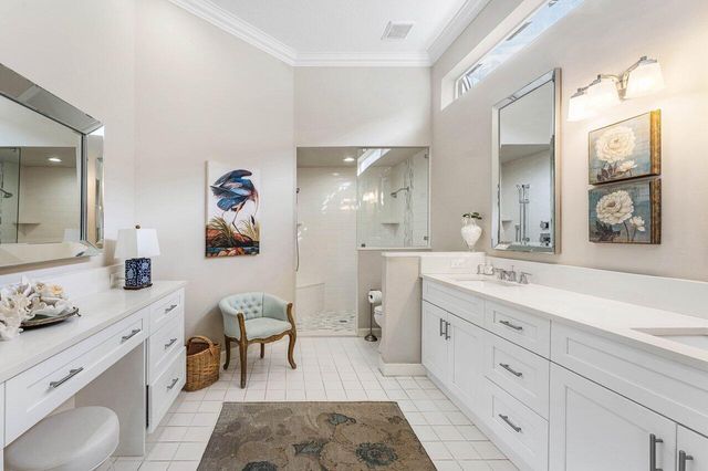 116 Coral Cay Drive, Palm Beach Gardens, FL 33418