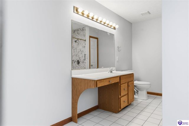 17 Bittersweet Place, Brandenburg, KY 40108