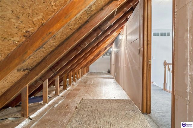 17 Bittersweet Place, Brandenburg, KY 40108