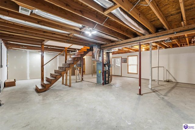 17 Bittersweet Place, Brandenburg, KY 40108