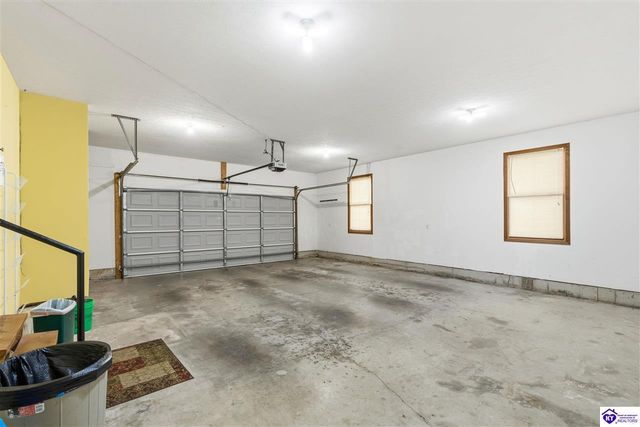 17 Bittersweet Place, Brandenburg, KY 40108