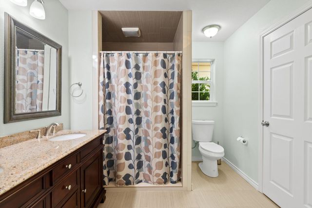 703 Amy CIR, Marble Falls, TX 78654