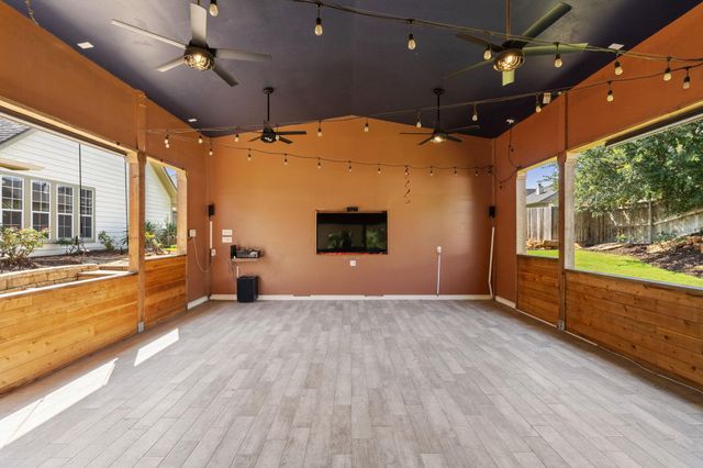 703 Amy CIR, Marble Falls, TX 78654