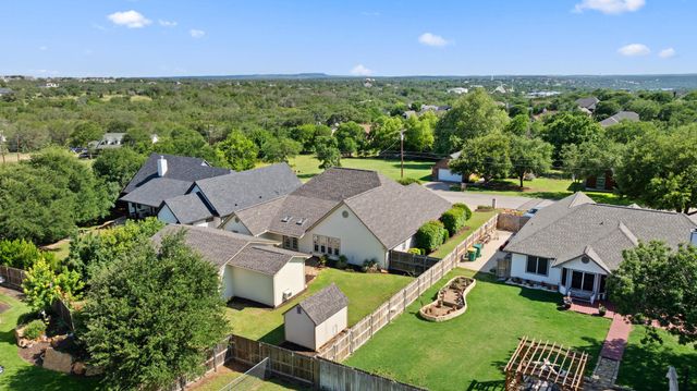 703 Amy CIR, Marble Falls, TX 78654