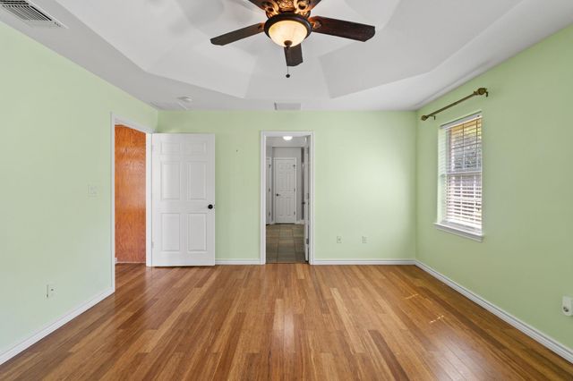 703 Amy CIR, Marble Falls, TX 78654