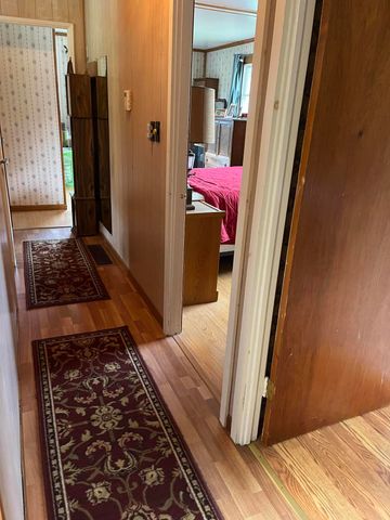 9 Smart Street, Keeseville, NY 12944