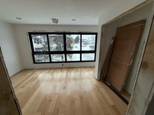 45 Laurel St 45, Worcester, MA 01605