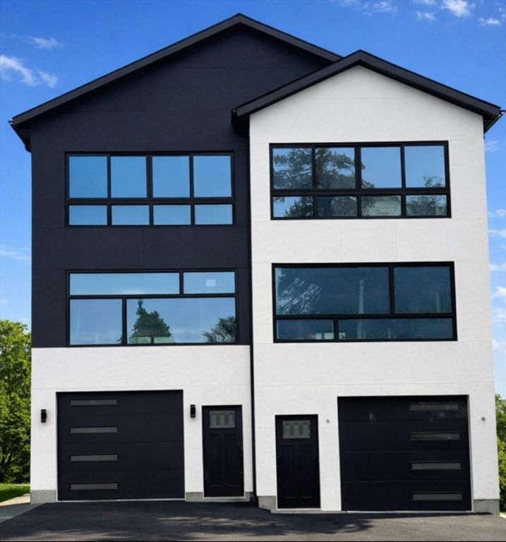 45 Laurel St 45, Worcester, MA 01605