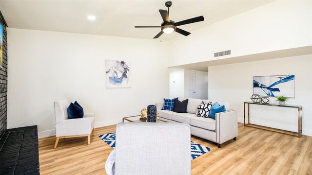 1500 California Trail, Plano, TX 75023