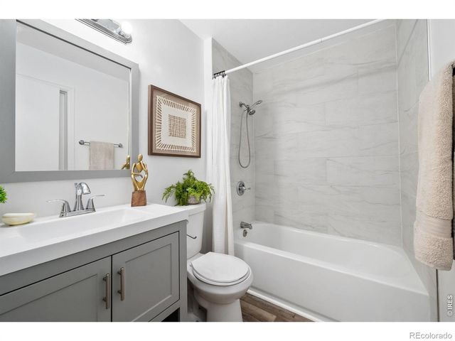2418 Bowen Street, Longmont, CO 80501