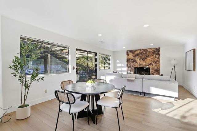 22670 San Juan Rd, Cupertino, CA 95014