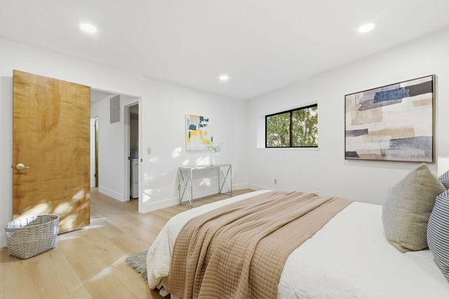 22670 San Juan Rd, Cupertino, CA 95014