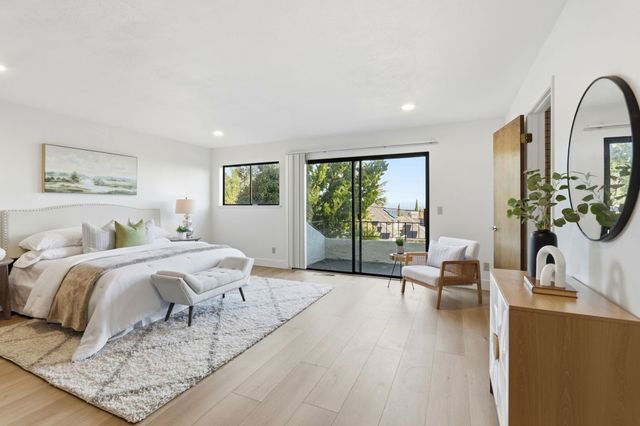 22670 San Juan Rd, Cupertino, CA 95014