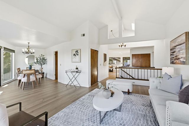 22670 San Juan Rd, Cupertino, CA 95014