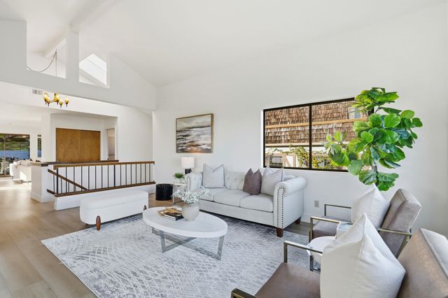 22670 San Juan Rd, Cupertino, CA 95014