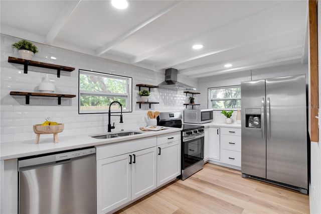 1518 SCRANTON AVENUE, Clearwater, FL 33756