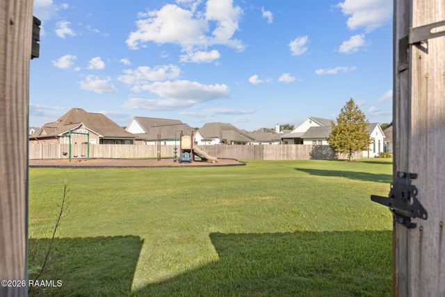 113 Beauchamp Lane, Lafayette, LA 70506