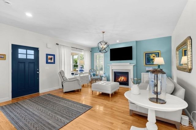 2 Sawgrass Lane, Plymouth, MA 02360