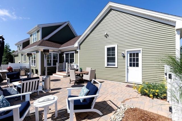 2 Sawgrass Lane, Plymouth, MA 02360
