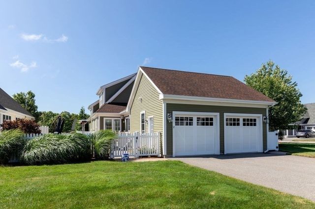 2 Sawgrass Lane, Plymouth, MA 02360