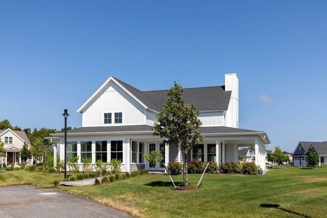 2 Sawgrass Lane, Plymouth, MA 02360