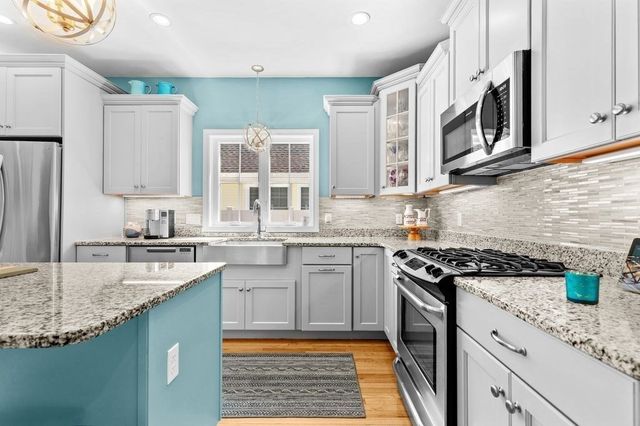 2 Sawgrass Lane, Plymouth, MA 02360
