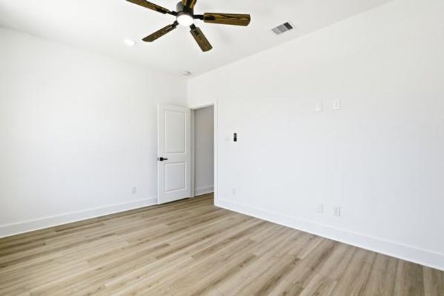 108 Luetta Street, Houston, TX 77076