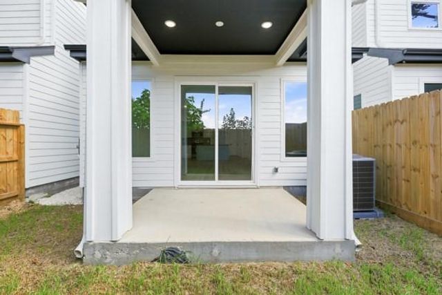 108 Luetta Street, Houston, TX 77076