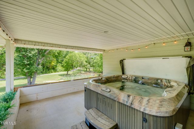 243 Judge Ben Allen Road, Elizabethton, TN 37643
