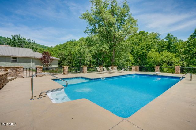 243 Judge Ben Allen Road, Elizabethton, TN 37643