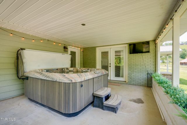 243 Judge Ben Allen Road, Elizabethton, TN 37643