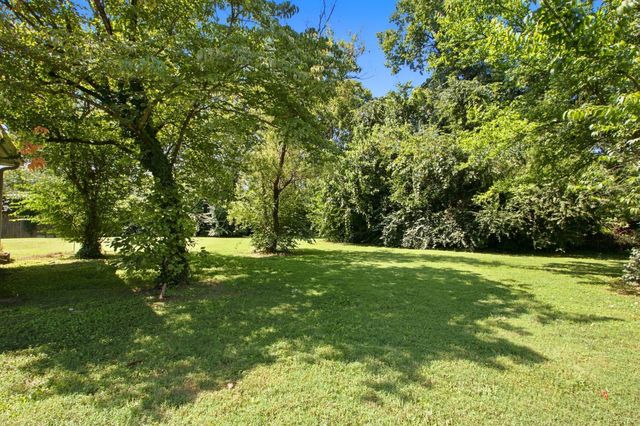 903 Hillsboro Rd, Franklin, TN 37064