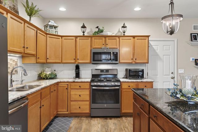 340 WENDOVER WAY, Lancaster, PA 17603