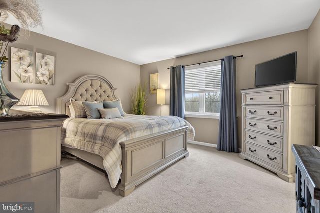 340 WENDOVER WAY, Lancaster, PA 17603