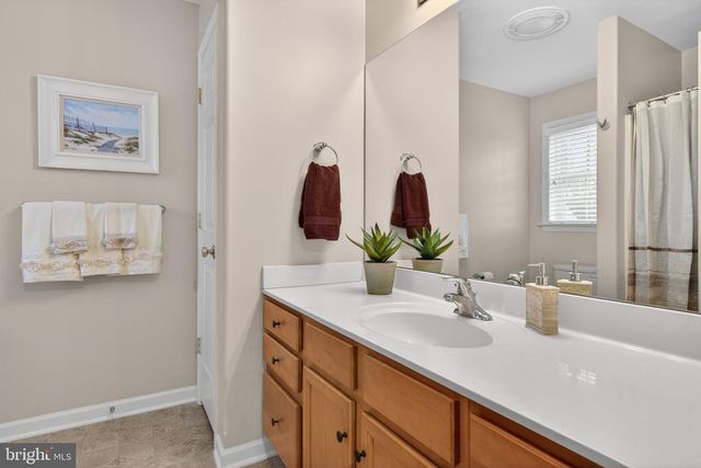 340 WENDOVER WAY, Lancaster, PA 17603