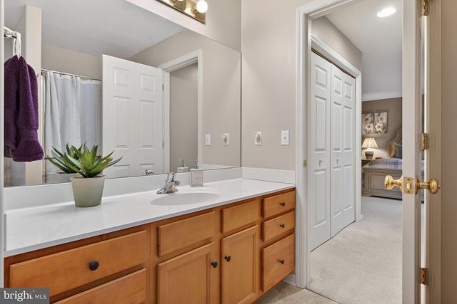 340 WENDOVER WAY, Lancaster, PA 17603